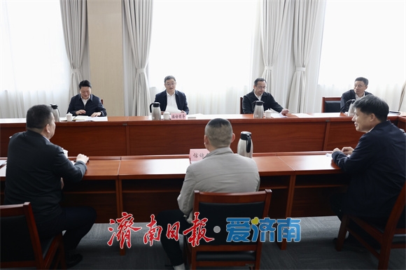 于海田在钢城区接待群众来访时强调：站稳人民立场 坚持人民至上 高质高效做好新时代信访工作