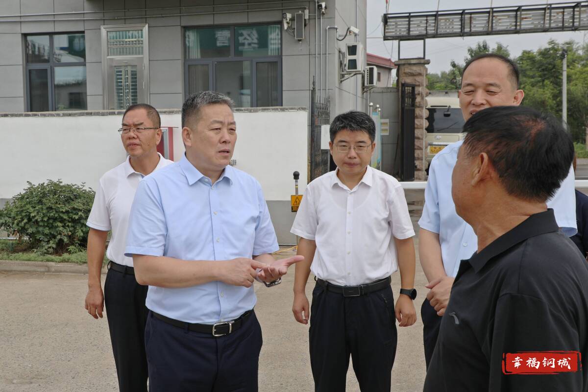 翟立波督导检查安全生产工作
