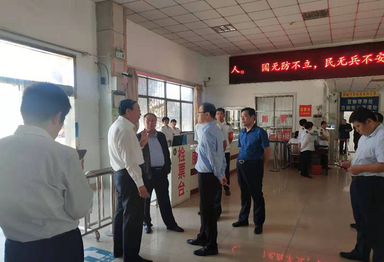 市交通运输局长贾玉良到钢城区调研交通运输安全稳定工作