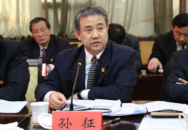 首页 政务公开 图片新闻  会上,区领导张富林,亓勇,王璞,史秀卫分别向