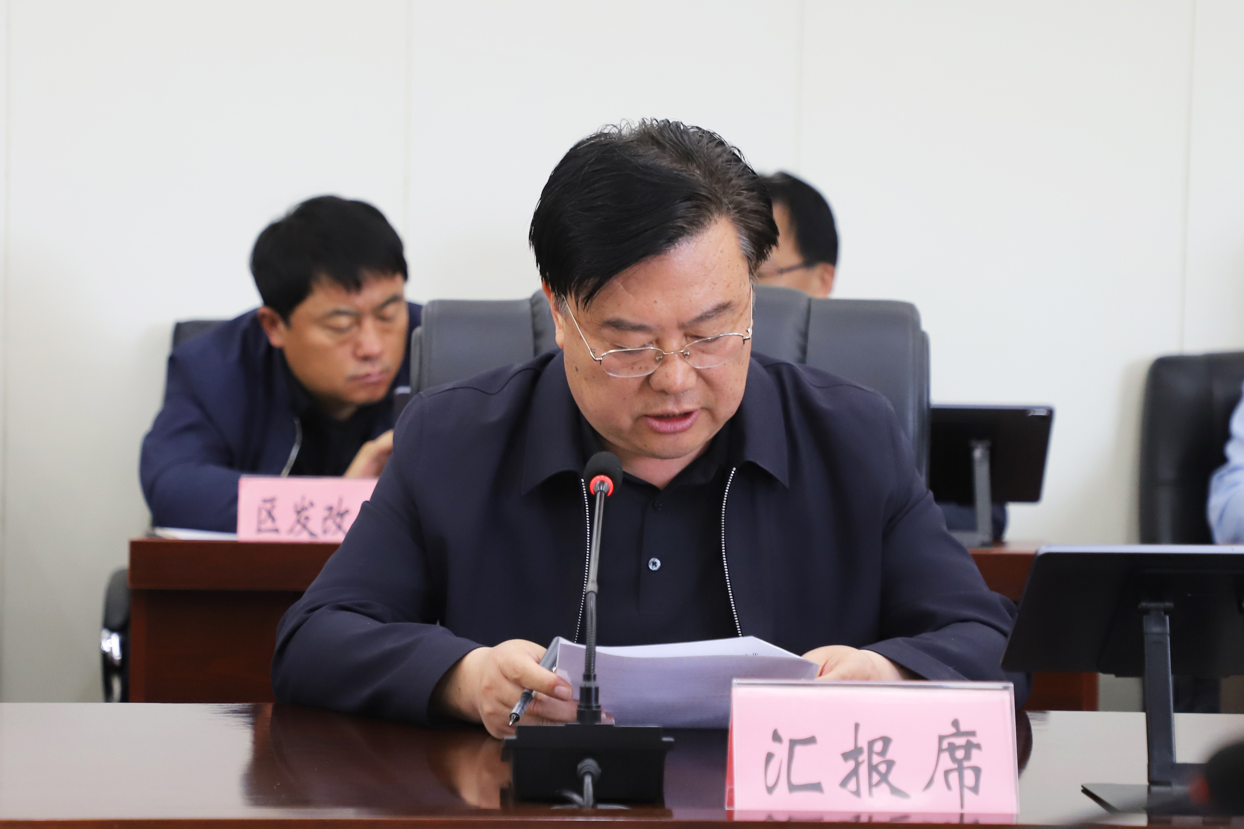 何建平.jpg