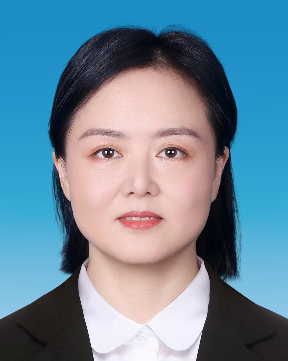 刘瑛.jpg